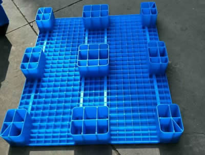 有氣味的塑料托盤能買嗎？