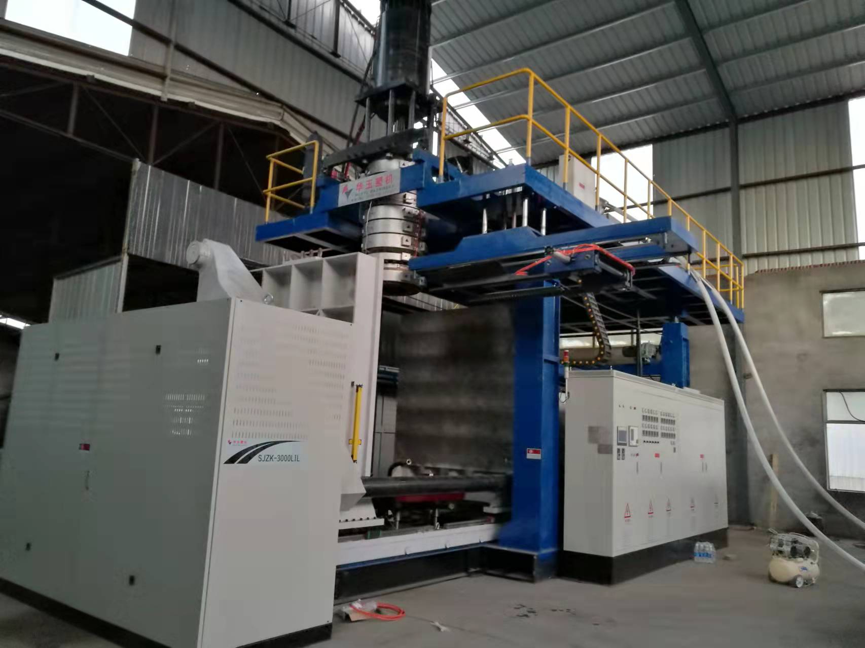 山東辰鳴塑業(yè)專注于托盤行業(yè)多年，現(xiàn)有多套先進的生產(chǎn)線